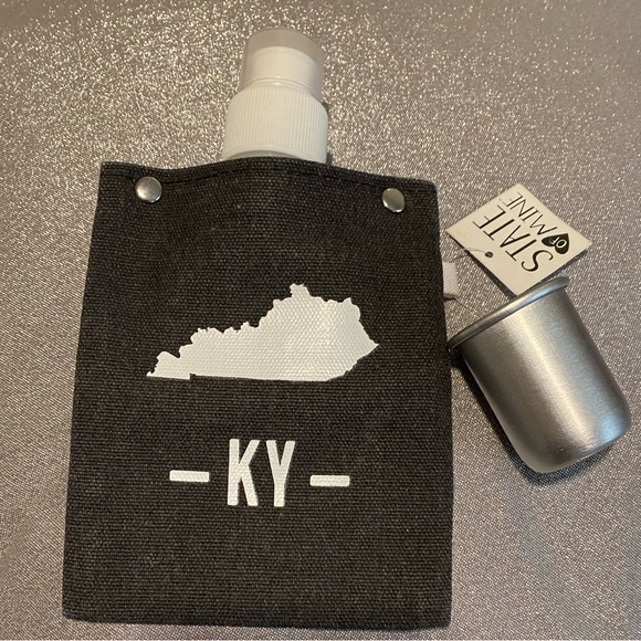 ⭐️Kentucky Canvas Flask - Picture 6 of 9